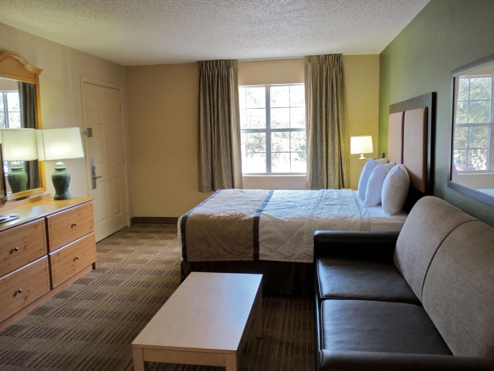 Extended Stay America Suites - San Antonio - Airport Exterior photo